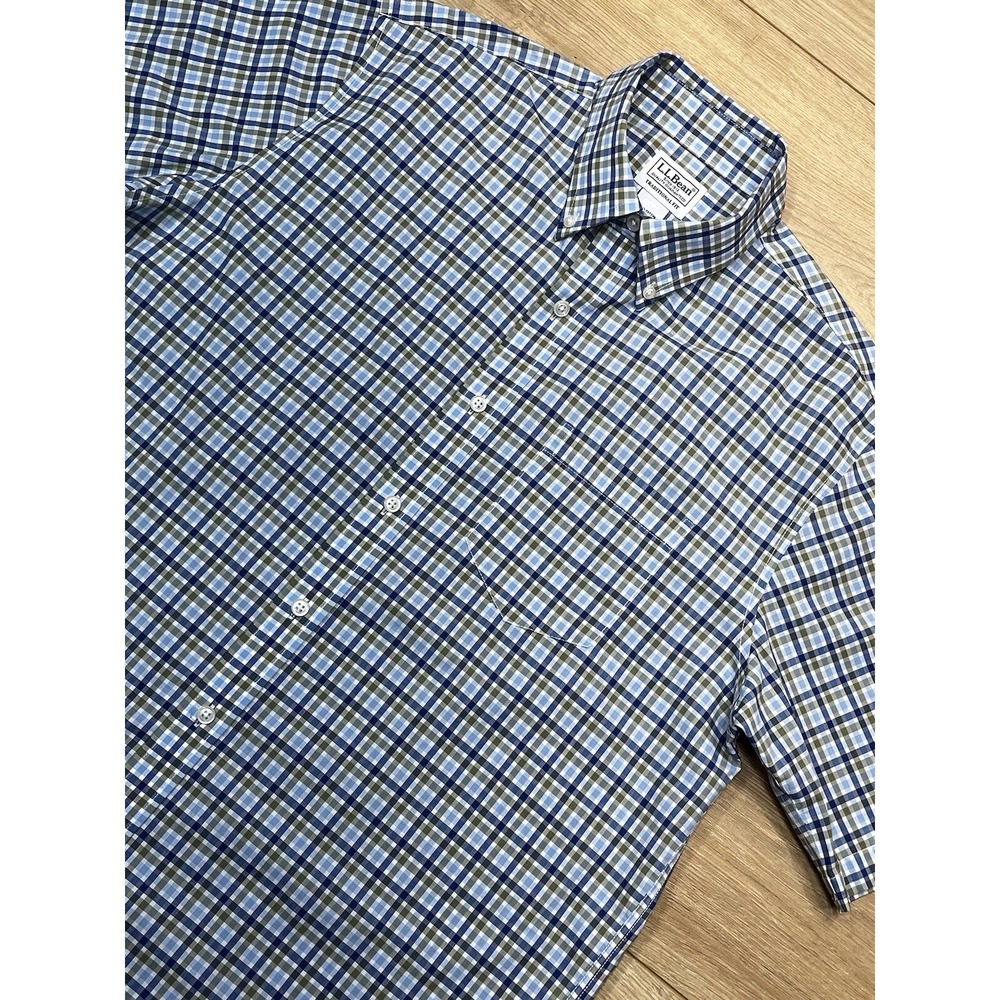 L.L. Bean Men's‎ Traditional Fit Plaid Button Down Short Sleeve Shirt Medium